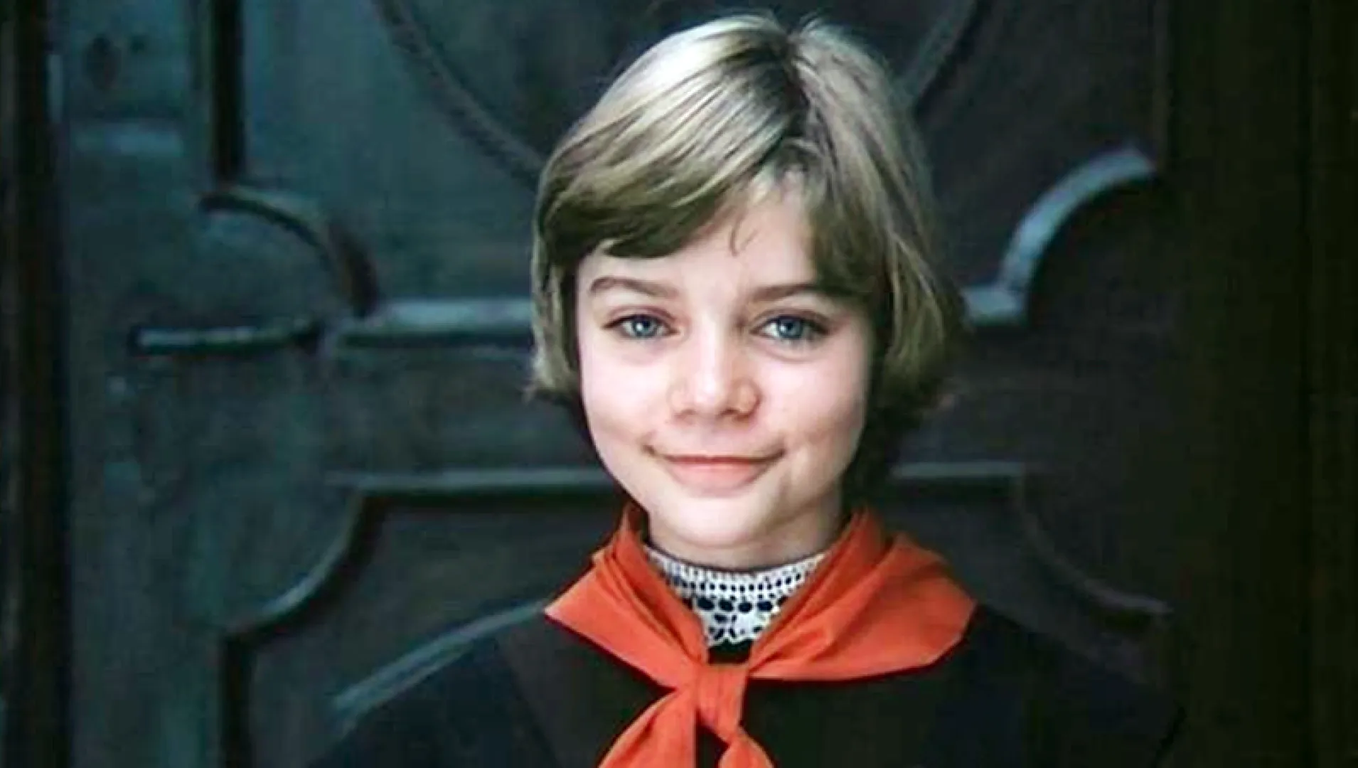 Судьбы юных звезд "Гостьи из будущего": что стало с актерами легендарного фильма и исполнились ли пророчества Алисы