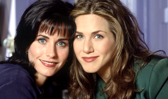 Секреты съемок легендарного ситкома "Друзья": 26 удивительных фактов о создании культового сериала