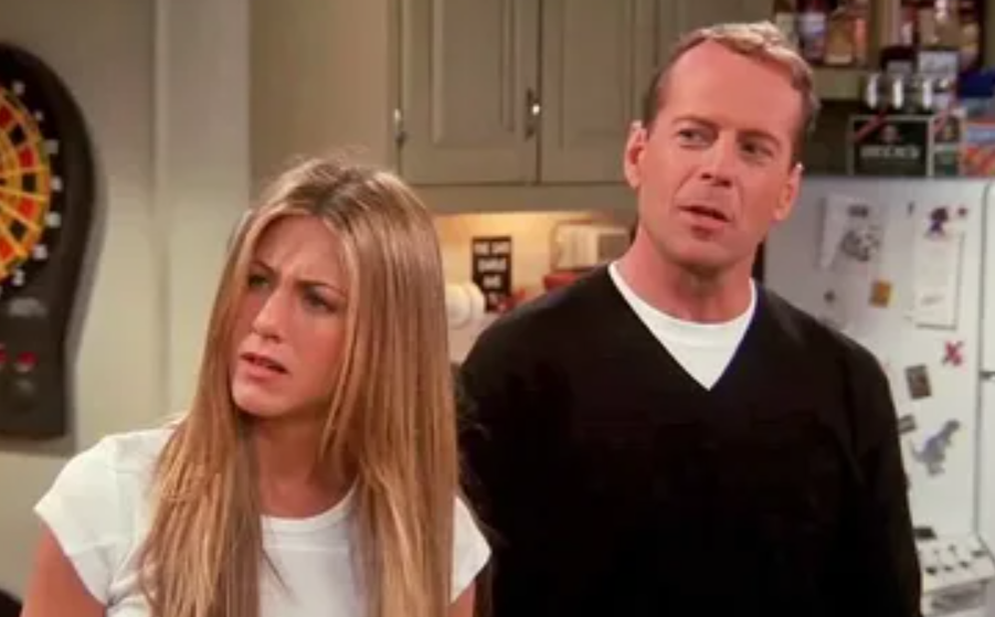 Секреты съемок легендарного ситкома "Друзья": 26 удивительных фактов о создании культового сериала